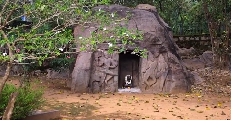 Vizhinjam Cave Temple